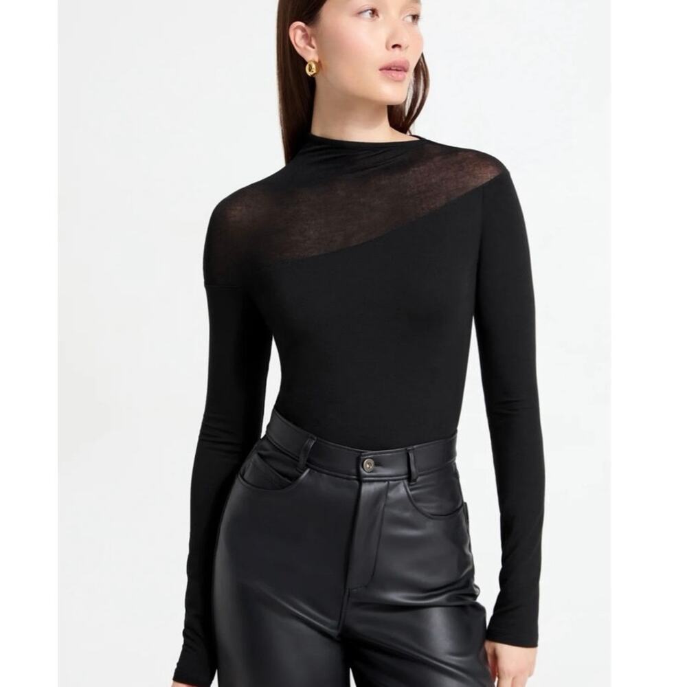 NWOT Marcella Dove Top in Black SZ S